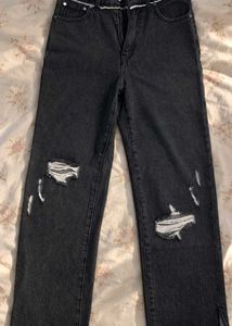 Dark Grey Distressed Straight-Leg Jeans 🖤