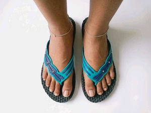 Comfortable Blue & Teal Flip-Flops