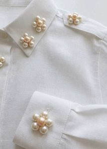 Set of 5 Pearl Flower Embellishments