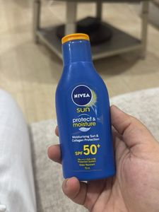 Nivea Sun Protect & Moisture SPF 50+