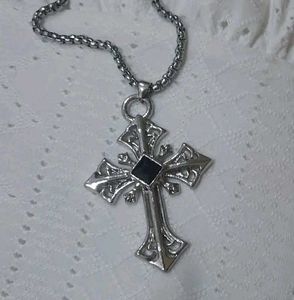Y2K Cross Pendant Necklace