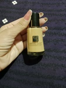 Elle 18 Lasting Glow Foundation