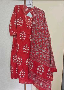Floral Print Kurta Set ✨