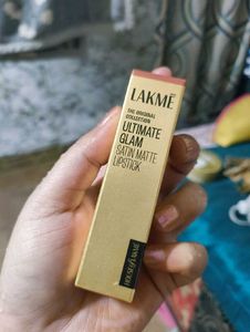 Lakme Ultimate Glam Satin Matte Lipstick