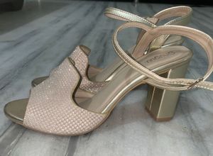 Sparkly Gold block heels Sandals