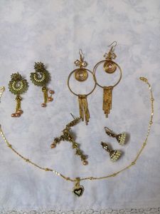 Golden Jewelry Set