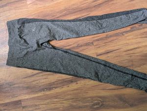 Comfortable Grey Heathered Leggings