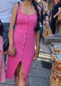 Pink bodycon dress