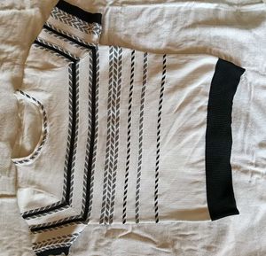 Chic Striped Knit Top