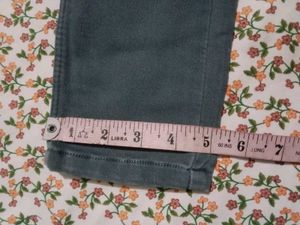 Stylish Grey Skinny Fit Jeans