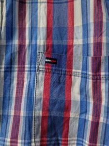 Tommy Hilfiger Plaid Button-Down Shirt