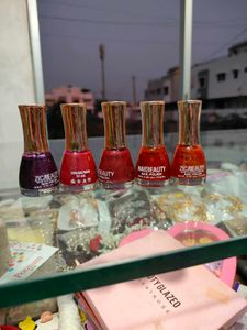 Set of 3 Nail Polishes