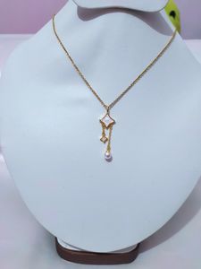 Anti Tarnish Neckpiece, Golden Colour With Pearl And White MOP