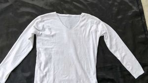 Classic White V-Neck Long Sleeve Top