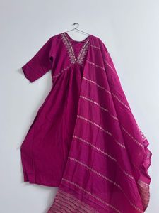 Elegant Pink Kurta Set with Dupatta