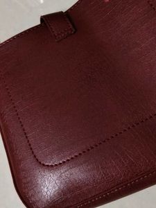 Chic Maroon Shoulder Bag