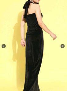 Elegant Black Velvet Maxi Dress