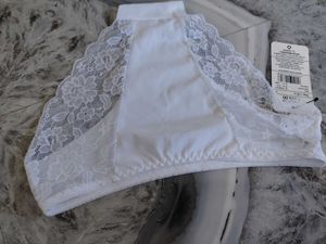 White Lace Trim Bralette