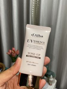 Skincare Bundle: ISOI, d'Alba, &amp; Ongredients