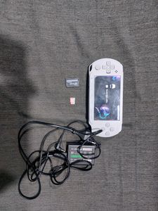 SONY PSP E1004