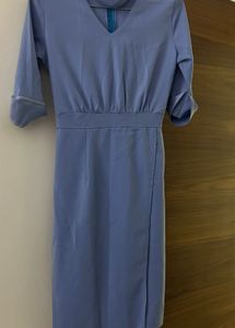 Elegant Blue V-Neck Midi Dress