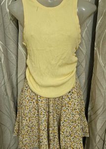 Chic Yellow Ribbed Tank Top & Floral Skirt Set