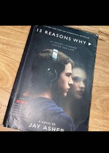 Combo: 13 Reasons Why, Agatha , Famous Five