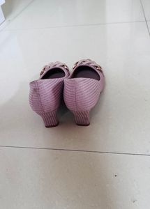 Pink Shimmer Pumps