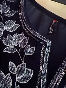 Elegant Navy Blue Embroidered Kurta