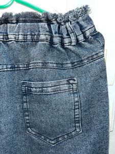 Straight Grey Jeans For Women !!!!