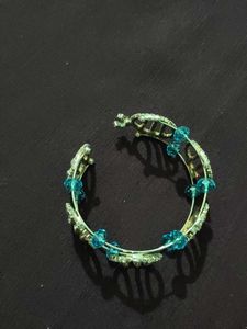 Sparkling Blue Beaded Bracelet