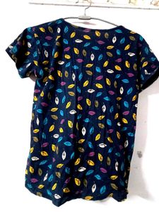 Stylish Navy Leaf Print T-Shirt