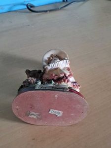 Da Vinci Figurine - Girl and Teddy Bear