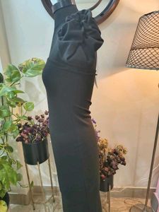 Chic Black Puff Sleeve Midi Dress