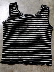 Cute Black &amp; White Striped Tank Top