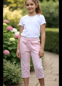 10-12 year Girls Pink Capri Sweatpants Outfit