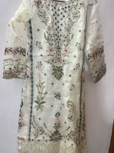 Elegant Embroidered Kurta