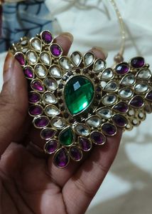 Elegant Kundan Necklace Set