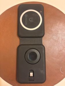 UNIGEN Portable Wireless 3 in one Charger