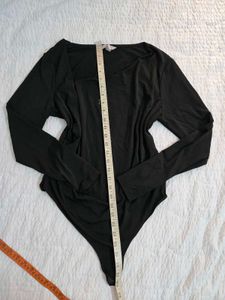 H&M Black Long Sleeve Bodysuit bust 38~40