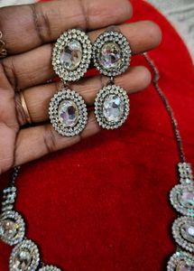 Elegant Crystal Necklace &amp; Earring Set