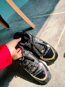 Black Fashion Sneakers