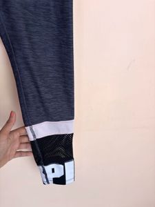 Victoria's Secret Pink Leggings