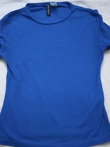 H&M Basic Blue T-Shirt