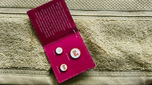 'TRIDENT' Anti-microbial Bath Towel. Mfg. in 03/2020.