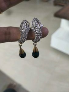 Pure Ad Earing In Premium Quality