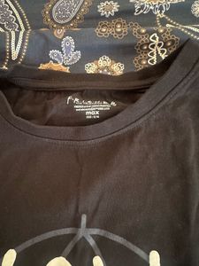 F.R.I.E.N.D.S Crop Top