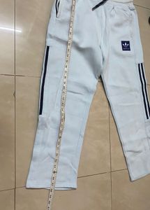 Mens Adidas Tracksuit(xxl)available till 7th oct