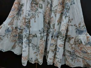 Chic Floral Print Midi Dress with Belt
