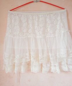 Pintresty Korea Tiered Lace Mini Skirt